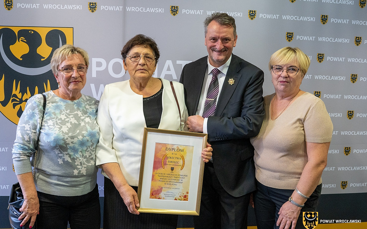 Autorzy najpiękniejszych wieńców dożynkowych wyróżnieni