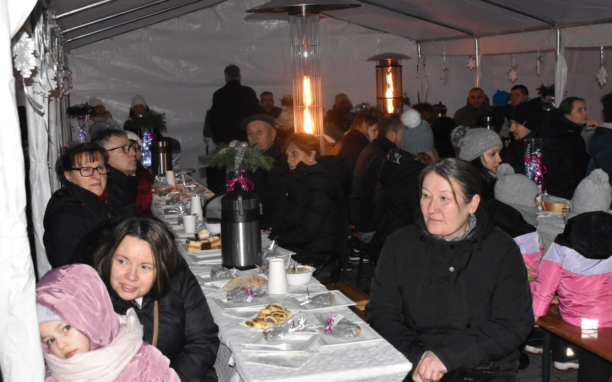 Jubileuszowa wigilia w złotoryjskim rynku