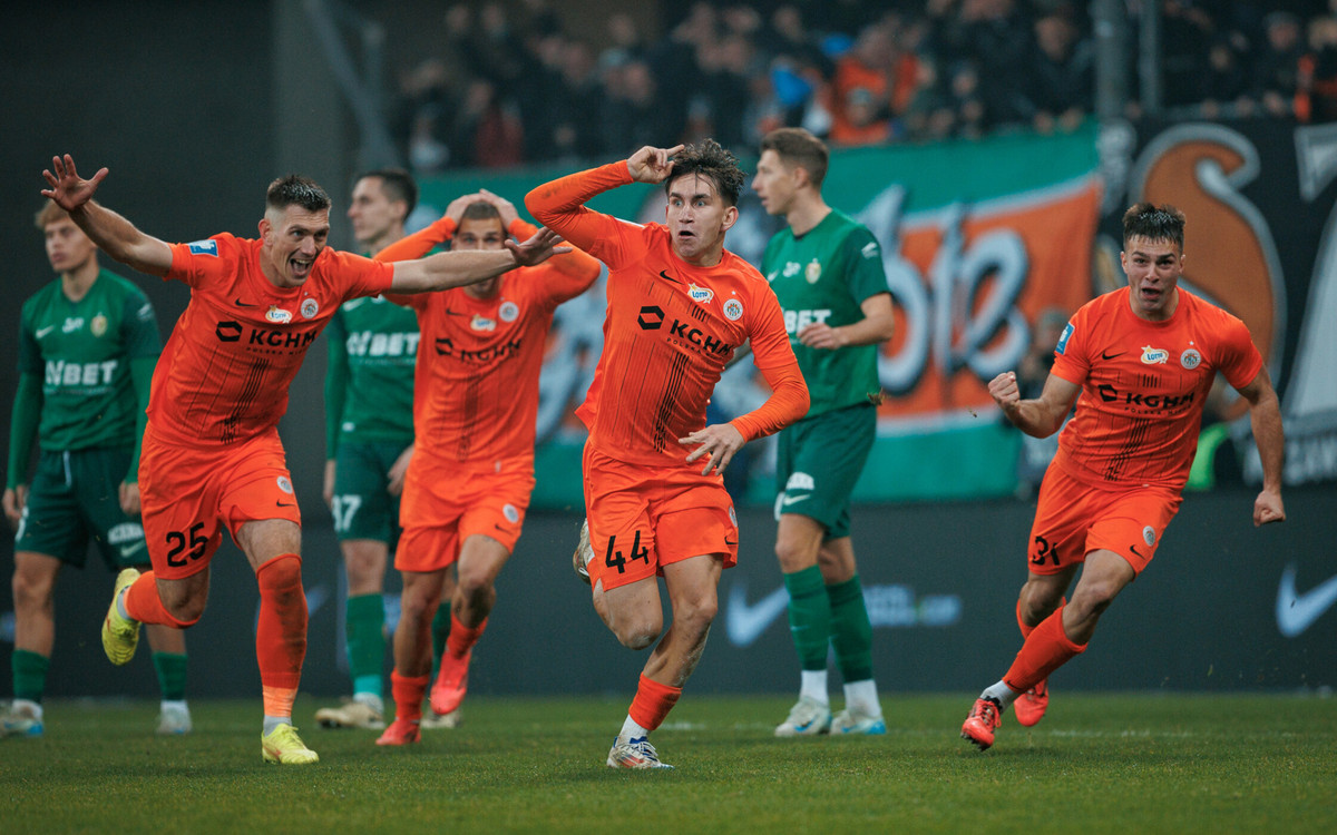 Cenne zwycięstwo Zagłębia w Gdańsku. Miedziowi wiceliderem