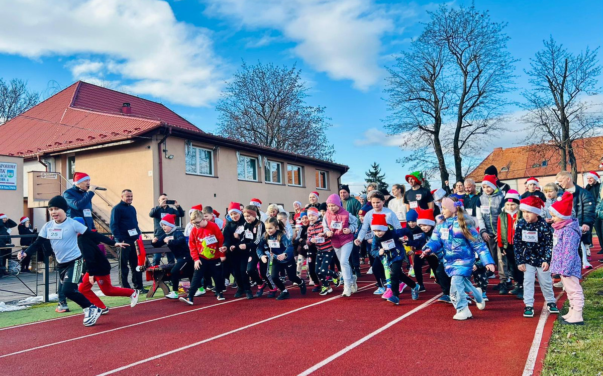 Mikołajkowy Bieg w Ziębicach pełen energii i świątecznego klimatu