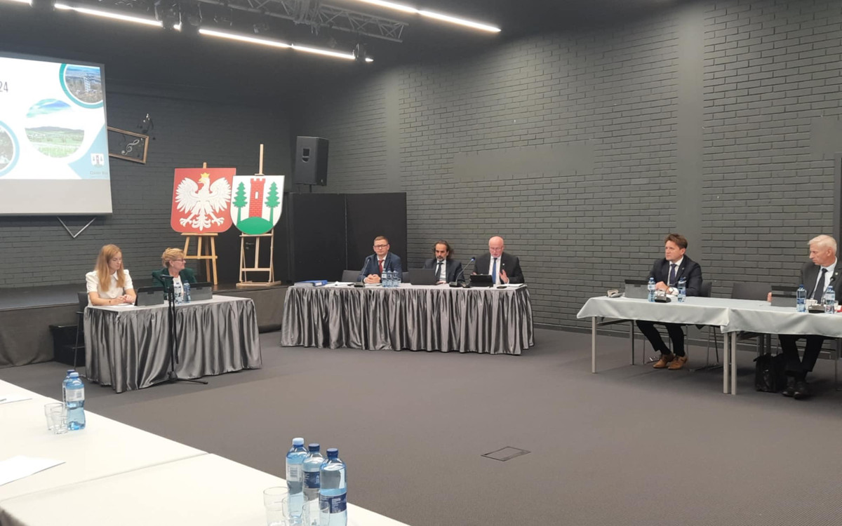 Wójt Adam Górecki z absolutorium za wykonanie budżetu w 2024 roku