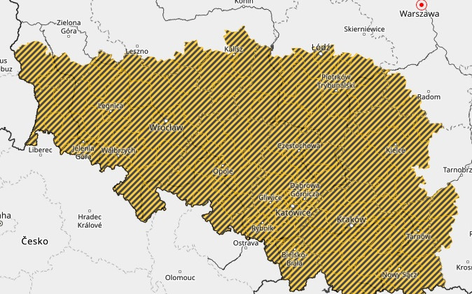 Będzie ślisko. Ciężkie warunki na drogach w całym regionie