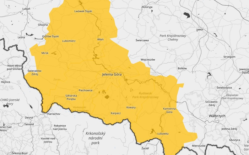 IMGW ostrzega. W górskich rejonach spadnie nawet 15 cm śniegu!