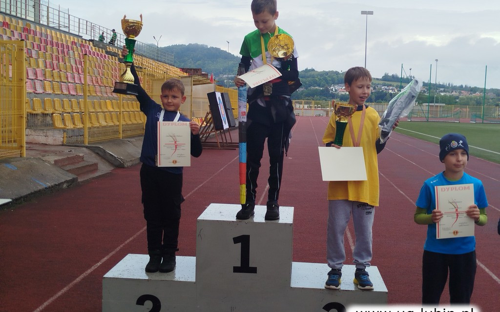 Łucznicy z LZS SKS Raszówka z medalami!