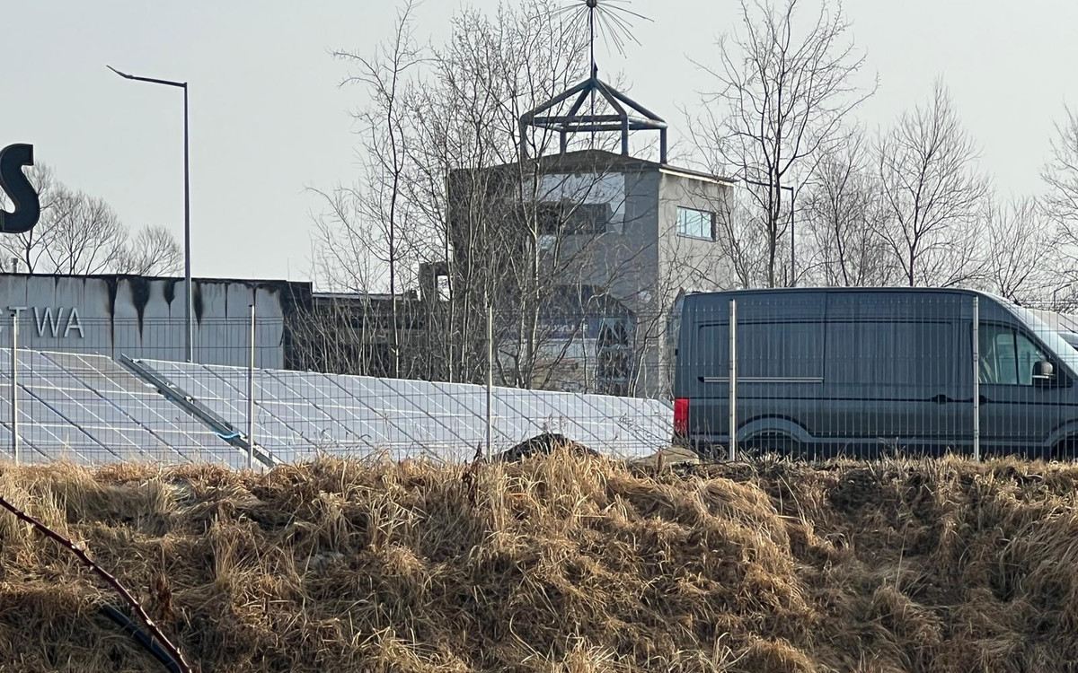 Milion złotych strat po pożarze hali w Lubinie