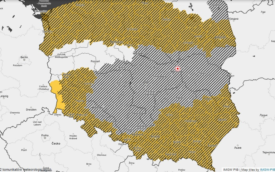 Mgliście w całym regionie. IMGW wydało ostrzeżenia