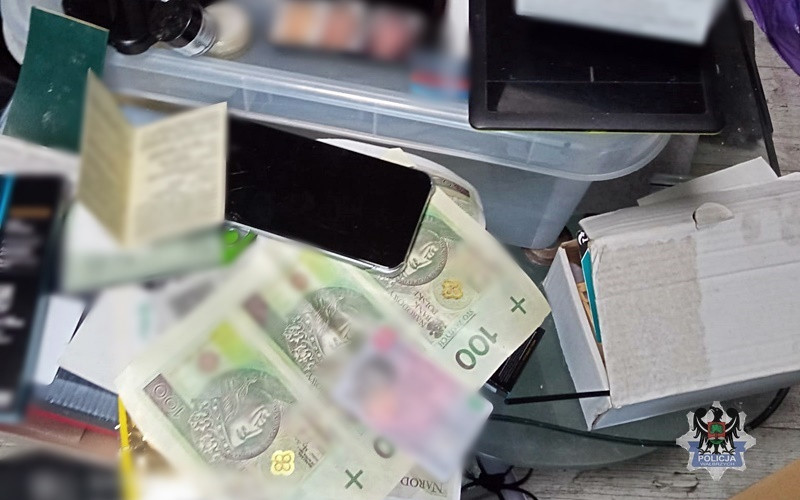 35-latek wpadł z fałszywkami. Grozi mu 10 lat więzienia