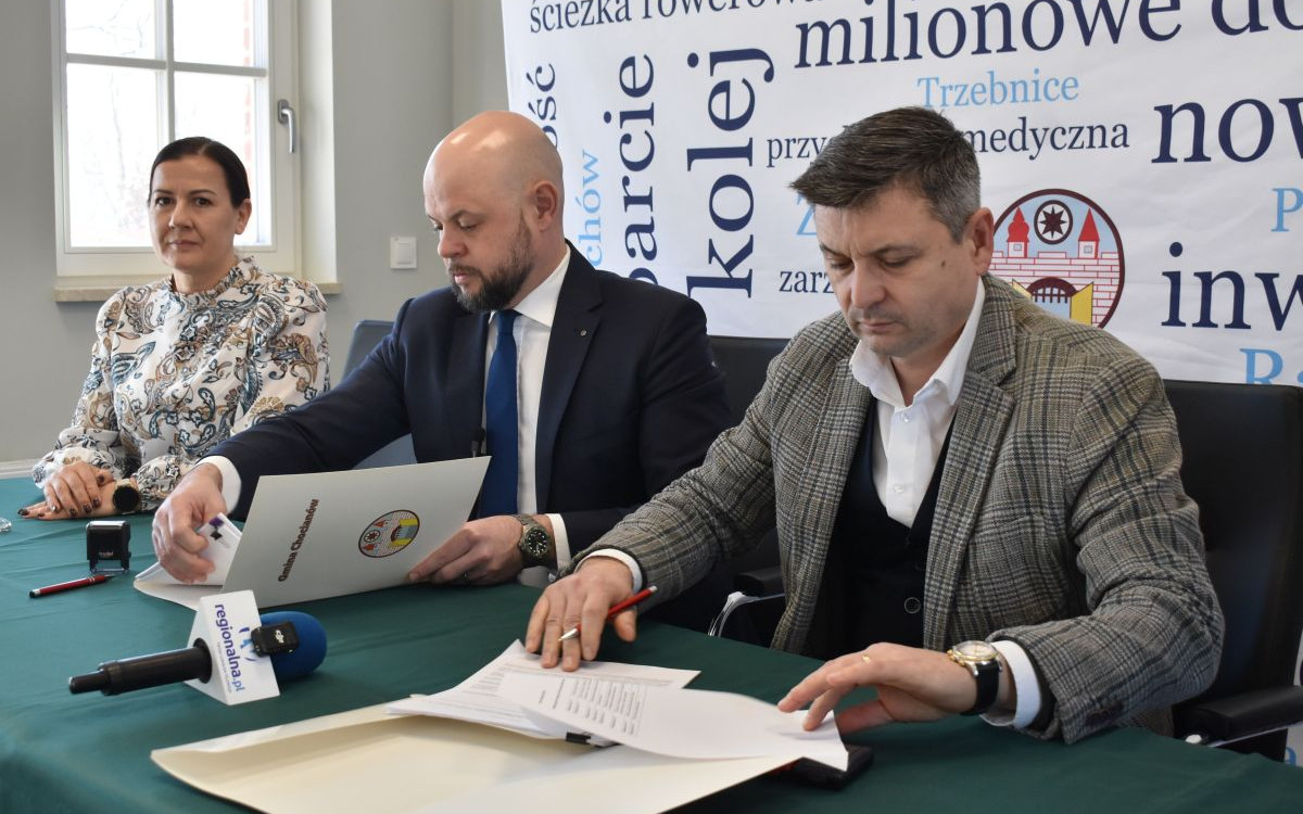 Spotkania z wykonawcami kanalizacji w Żabicach i Ogrodzisku