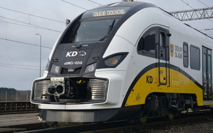 Wybierz się w świąteczną podróż. Bilet weekendowy KD czeka!