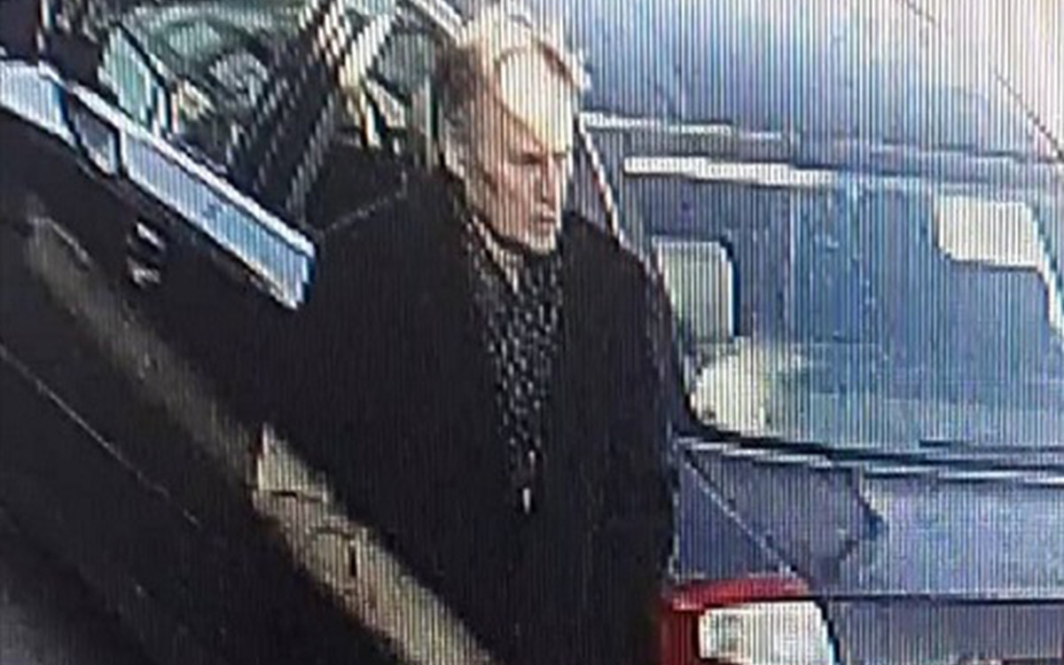 Poznajecie mężczyznę ze zdjęcia? Poszukuje go wrocławska policja