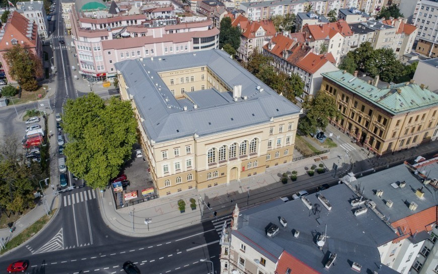 Absolwenci szkół podstawowych na start. Ruszył nabór