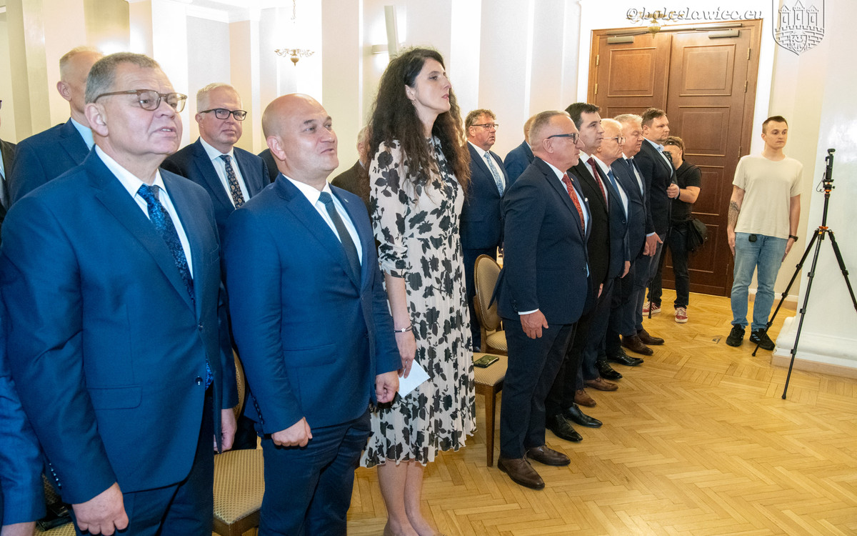 Uhonorowani za zasługi dla samorządu – wyjątkowa ceremonia