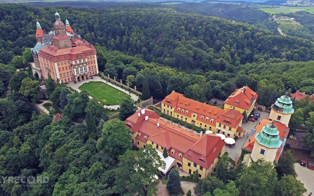 Rusza XXXV Festiwal Kwiatów i Sztuki w Zamku Książ – „Książ Mistrzów”