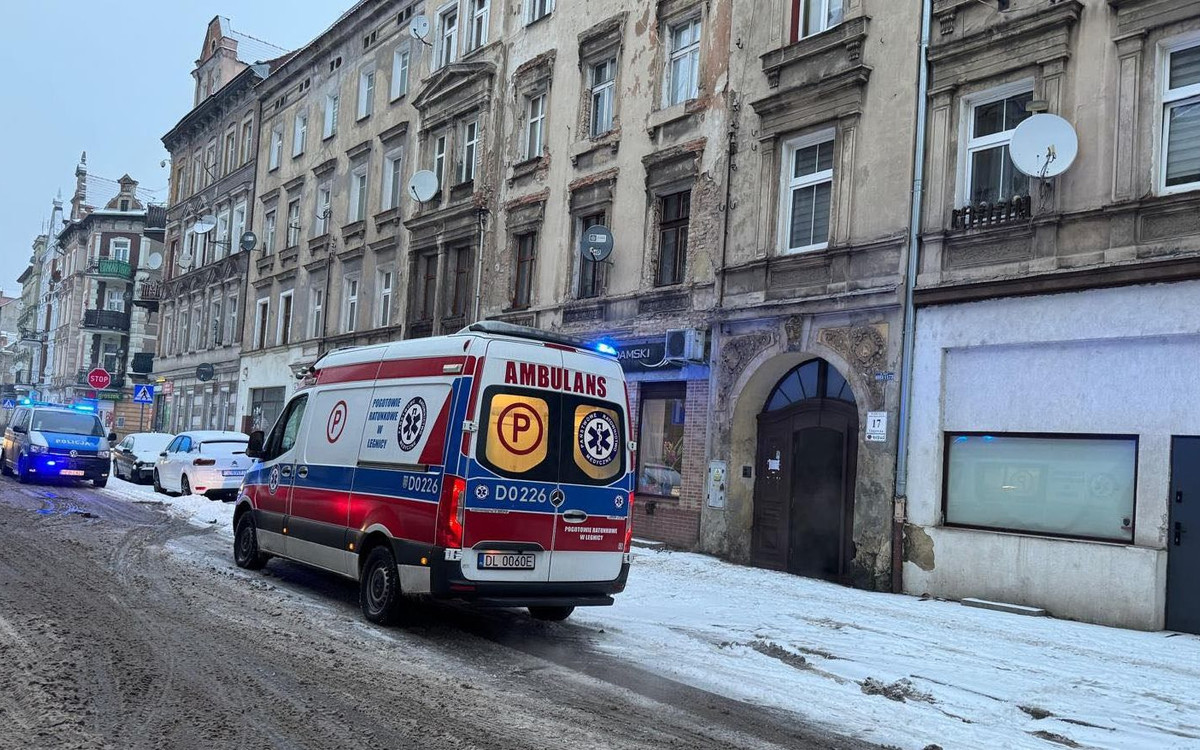 Tragiczne zatrucie tlenkiem węgla w Legnicy. Dwie osoby nie żyją