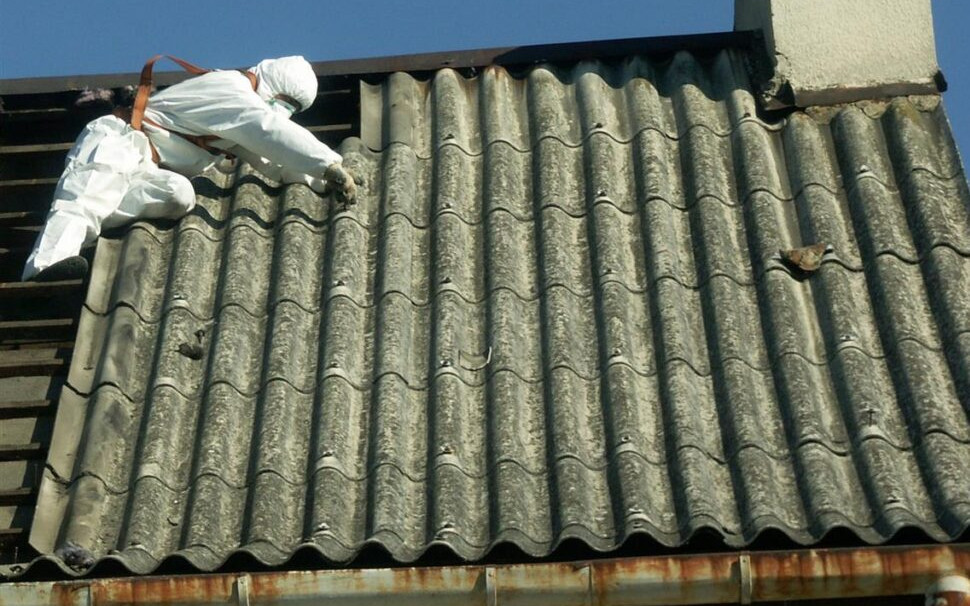 Wyroby zawierające azbest – start wniosków za półtora tygodnia