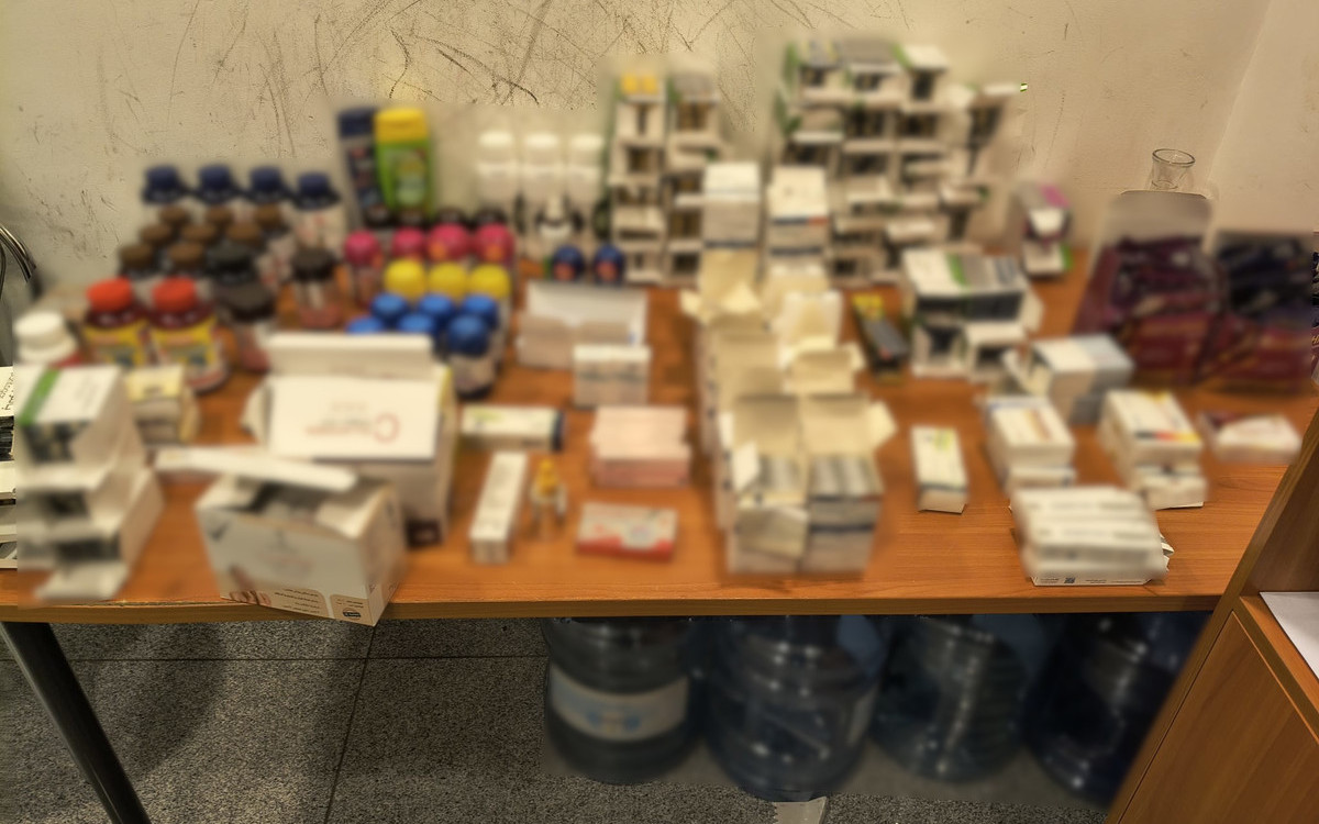 47-latek zatrzymany na wrocławskim lotnisku. Miał przy sobie zakazane substancje