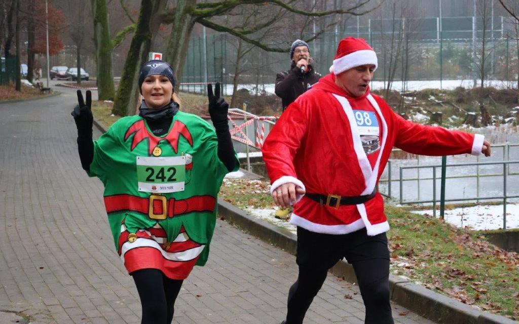 Biegowy finał roku z MOSiR Bolesławiec. „Cztery pory roku”