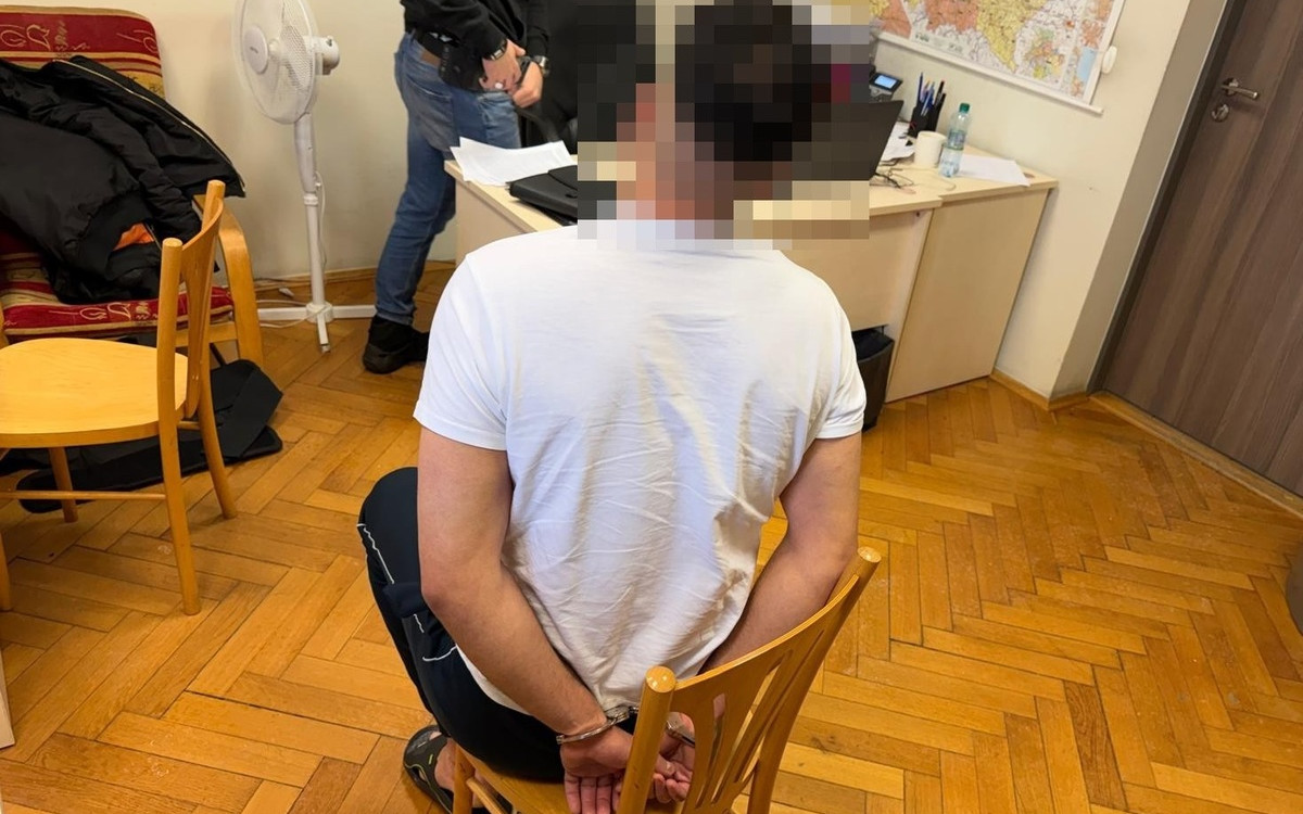 Znęcał się nad bliskimi, groził im śmiercią i spaleniem domu