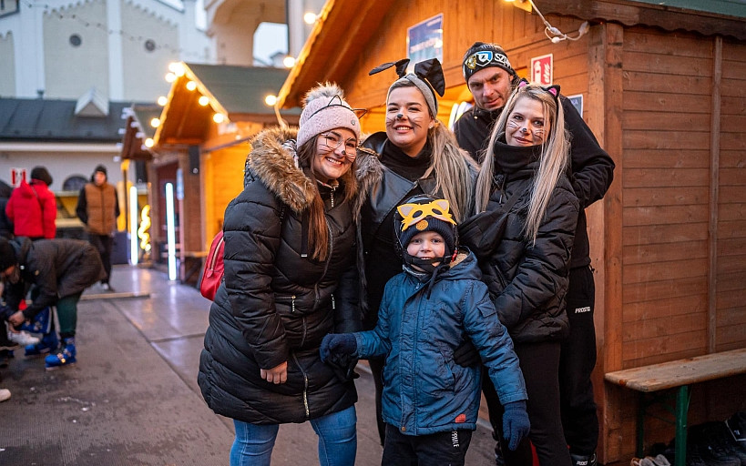 Karnawałowy Bal Maskowy na lodowisku – magia i kreatywność w Starej Kopalni