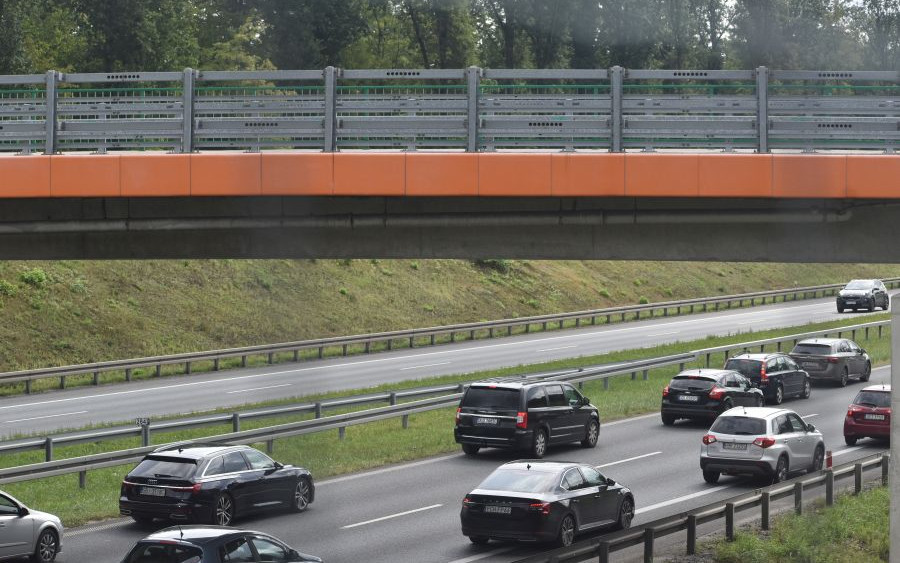 Autostrada A4 zablokowana. Zderzyły się dwa tiry