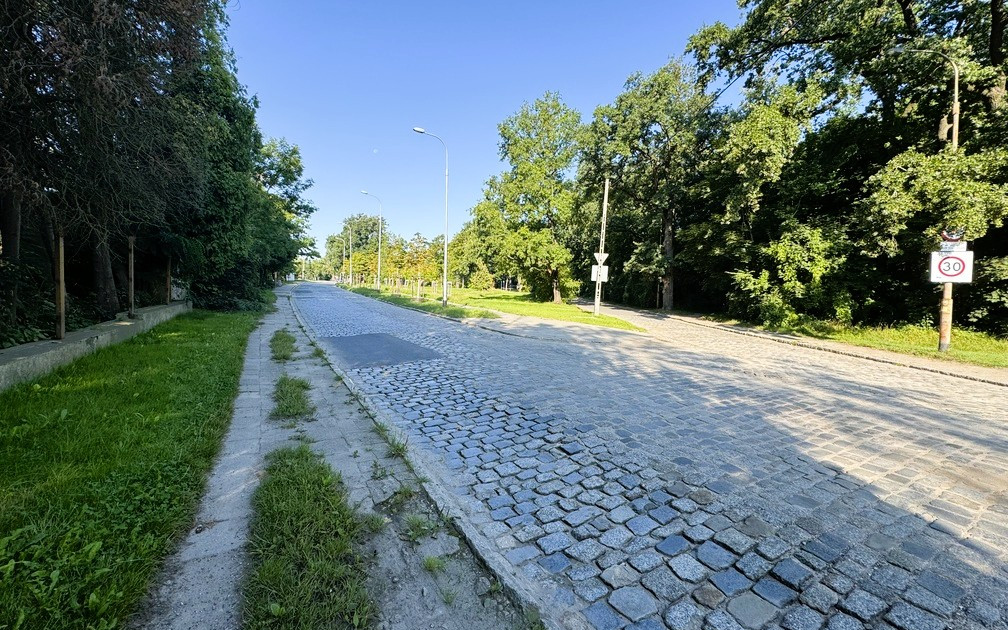 Kolejny przetarg rozstrzygnięty. Powstanie projekt przebudowy ul.Trzmielowickiej