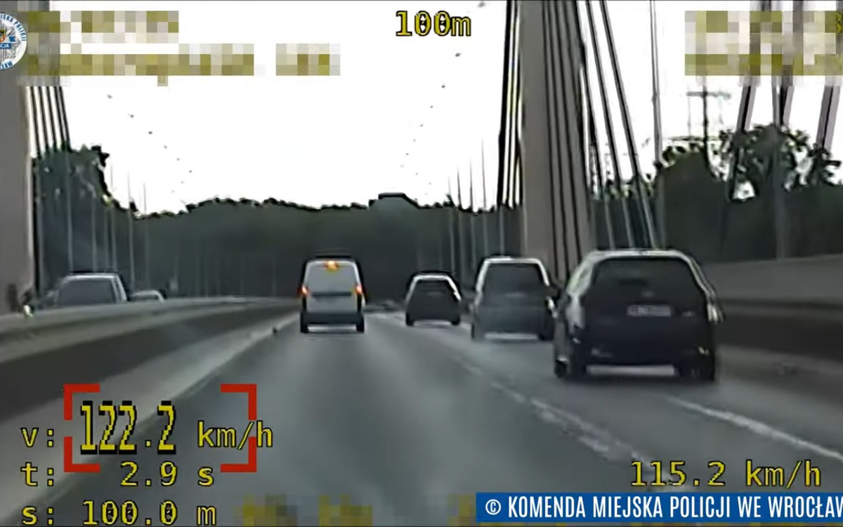 62 km za szybko na Moście Milenijnym. 22-latek zatrzymany przez policję