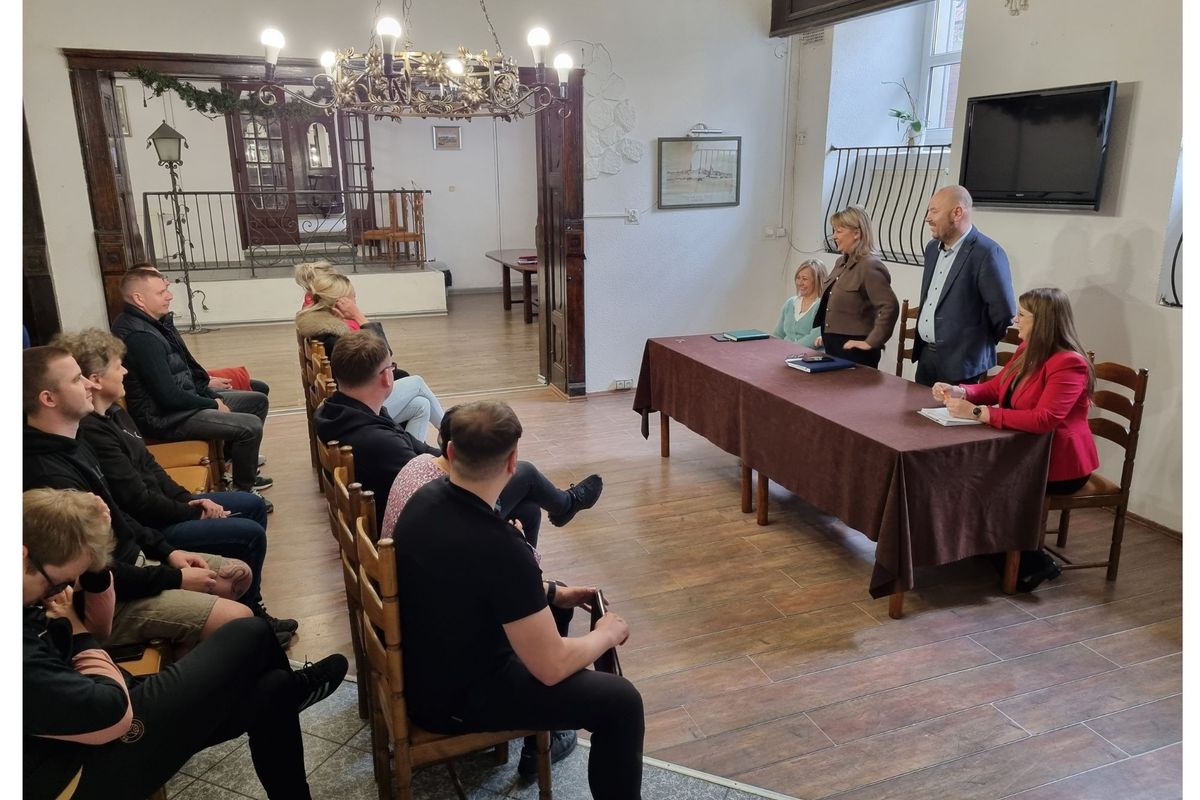 dzierzoniow.pl