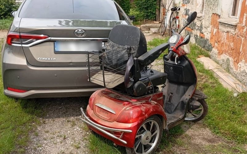 Policjanci odzyskali skradziony skuter osoby z niepełnosprawnością