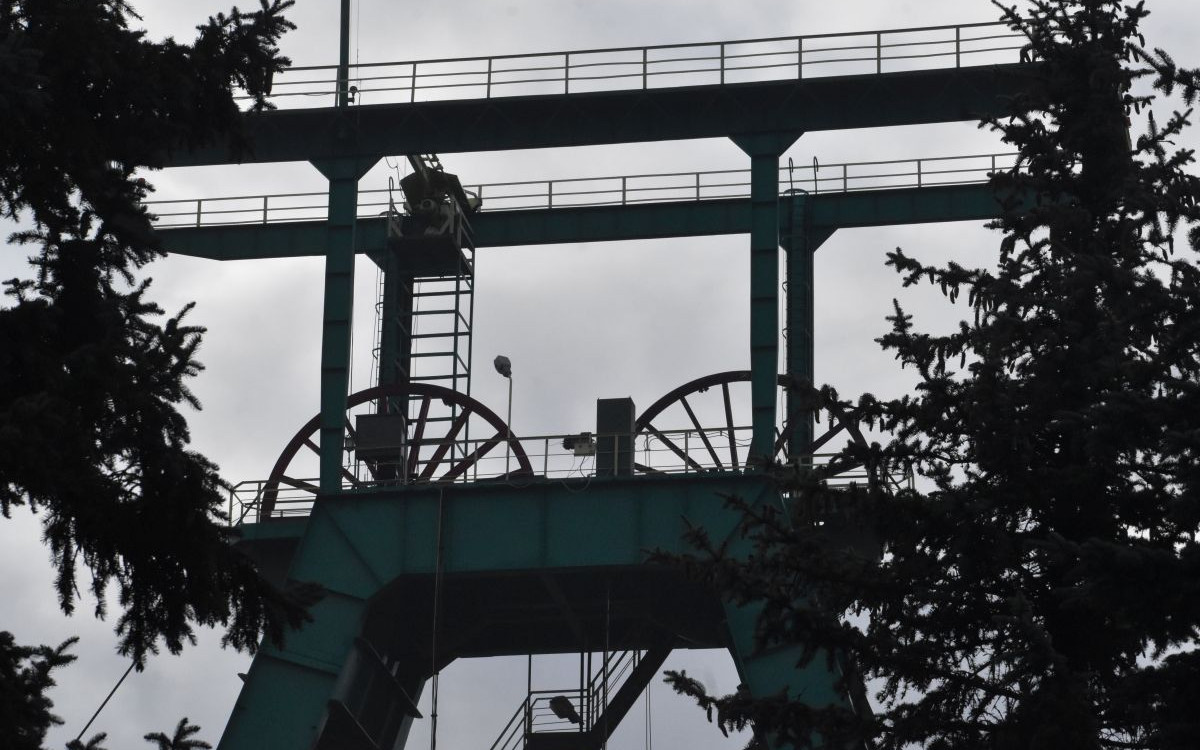 Poranny wstrząs w ZG „Lubin”. Załoga poza rejonem zagrożenia