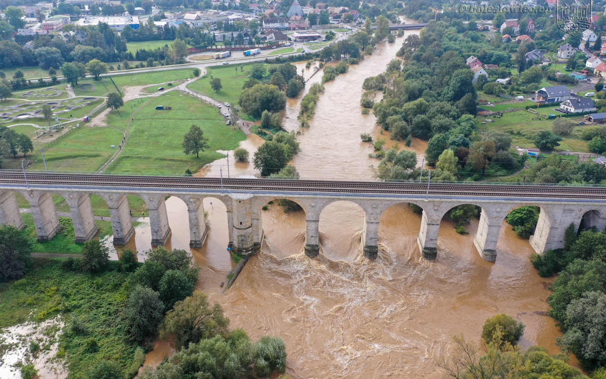 Bolesławiec walczy z wielką wodą. Ewakuacja ulicy Spacerowej