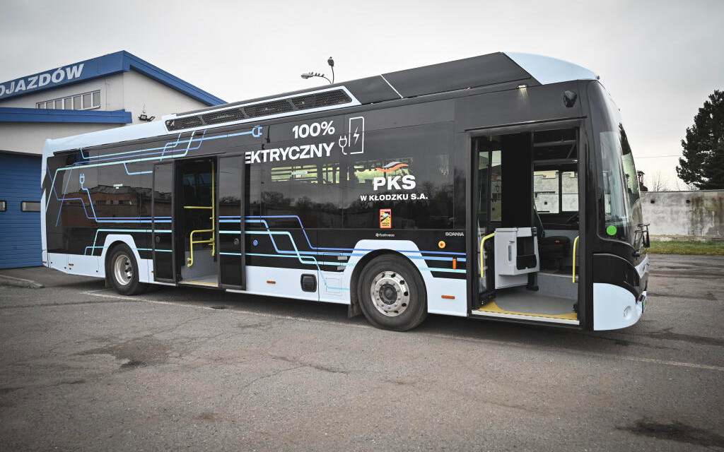 Testowali autobus elektryczny na ulicach Kłodzka