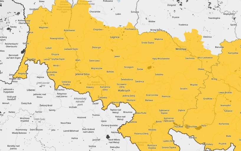 Mroźna niedziela i oblodzenie na drogach i chodnikach