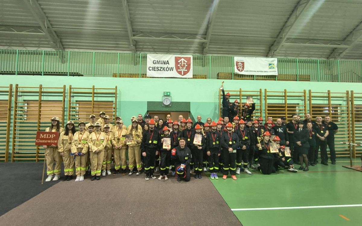 Młodzi strażacy pokazali swoje umiejętności na zawodach w Cieszkowie