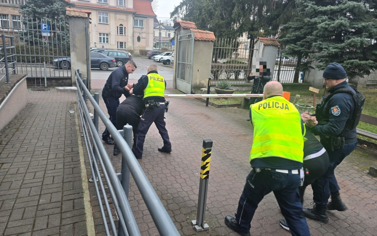 Bułgarzy próbowali porwać młodą kobietę. Zostali zatrzymani