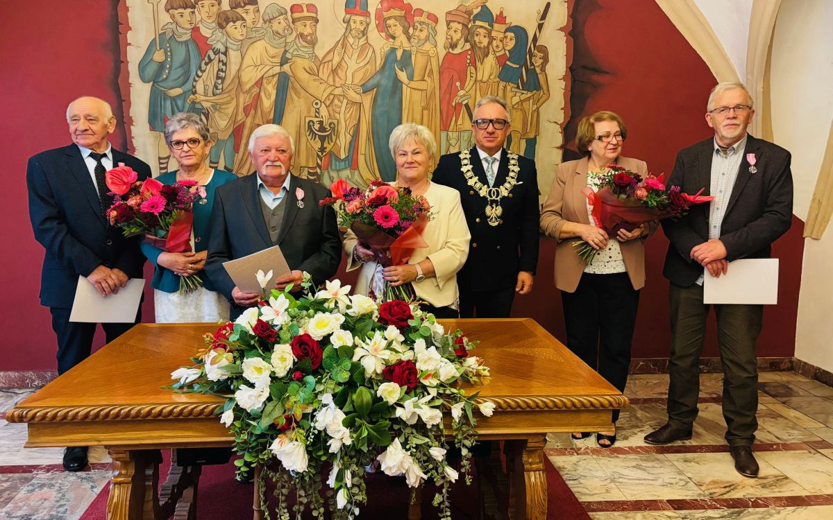 Złote Gody w Bolesławcu. Świętowały trzy pary