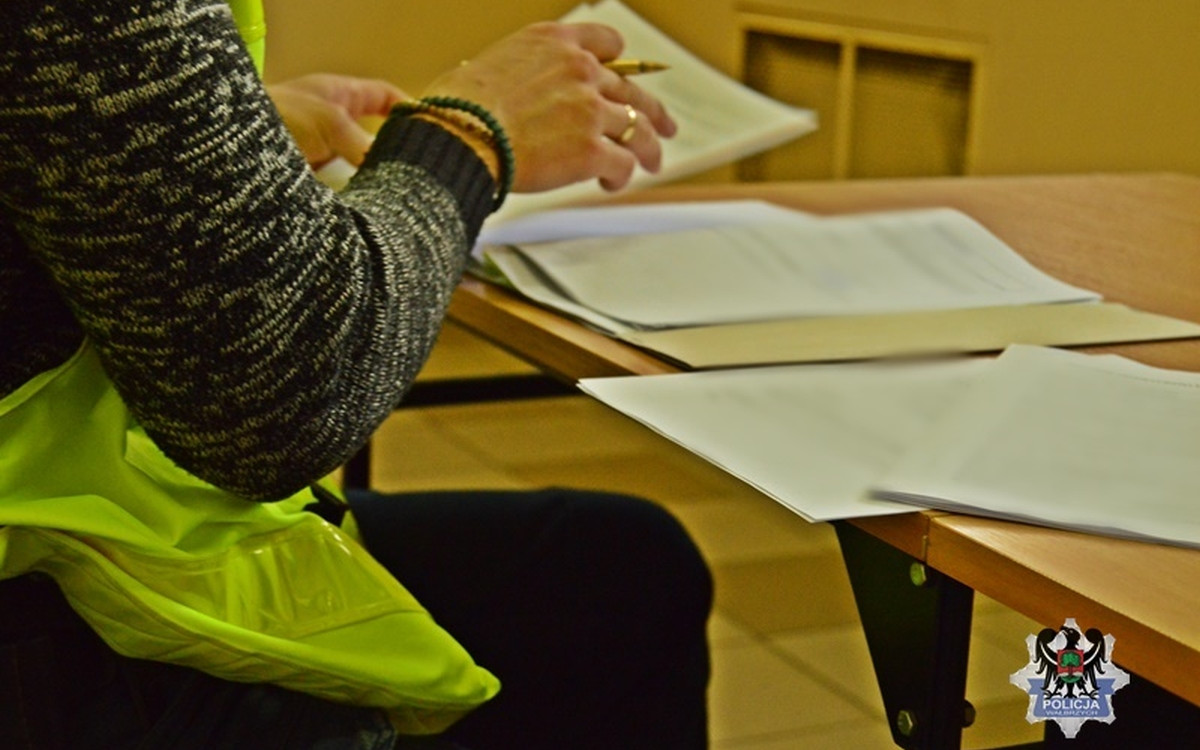 Powiedział, że pracuje w elektrowni, a był zwykłym oszustem!